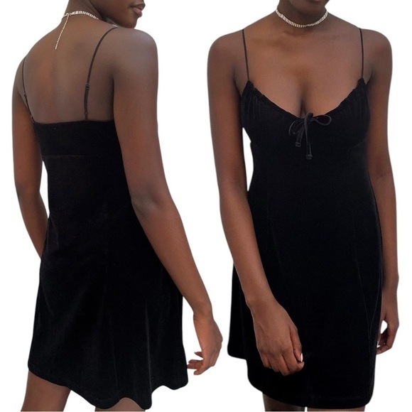 Urban Outfitters June Bug Velvet Spaghetti Strap Mini Dress Small - Picture 1 of 6
